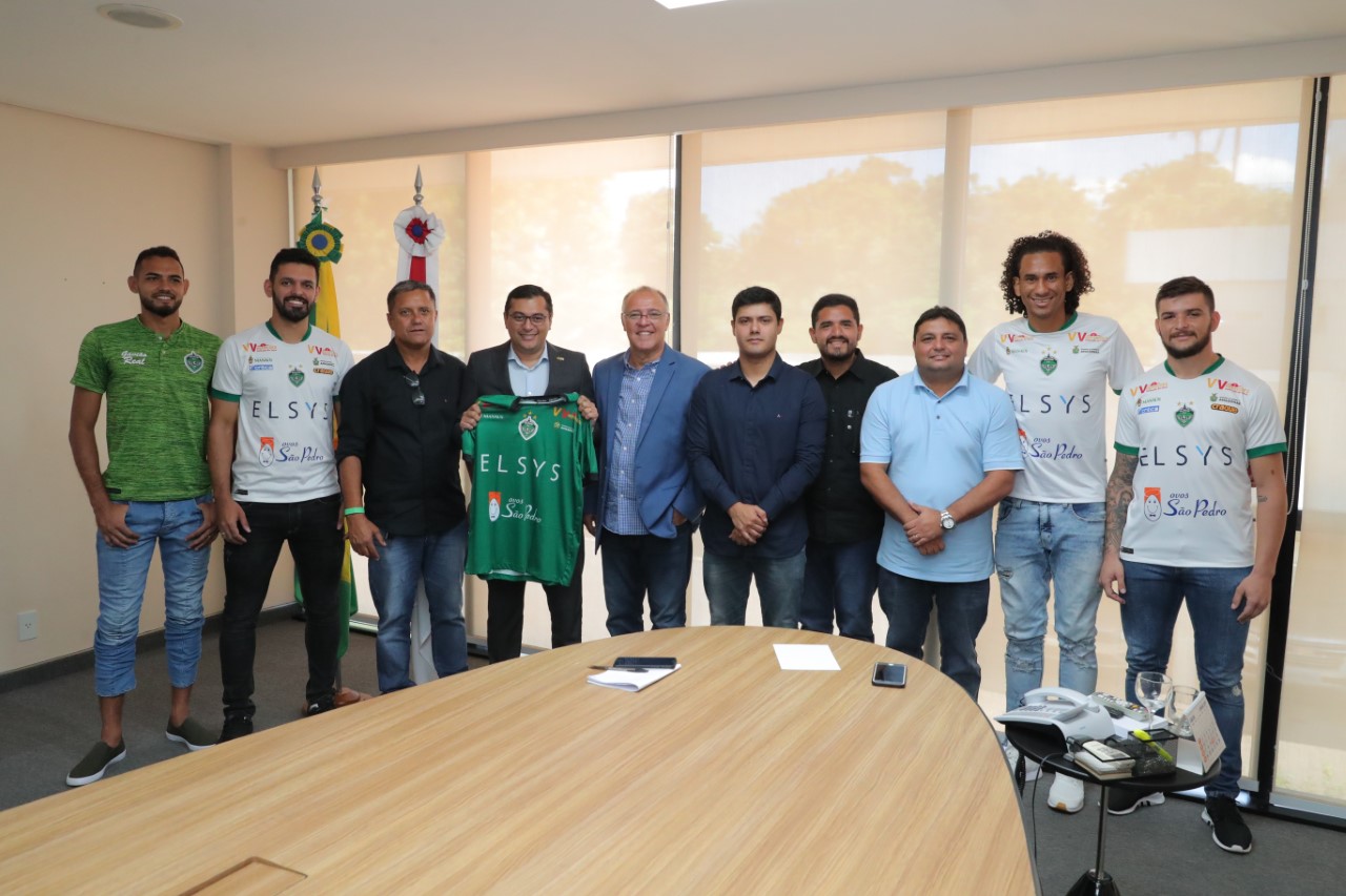 Wilson Lima recebe jogadores do Manaus Futebol Clube, que vão disputar a série C em 2020