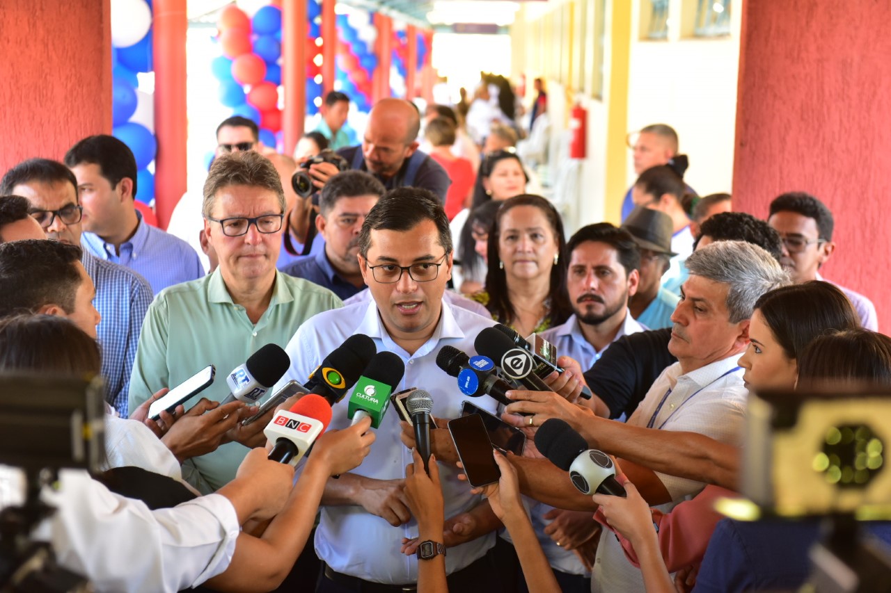 Wilson Lima inaugura escola na zona leste de Manaus, que vai iniciar atividades com cursos do Cetam