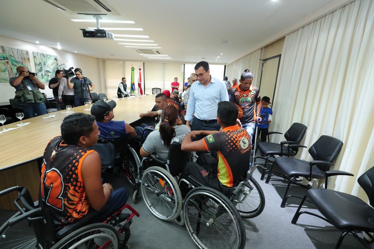 Wilson Lima recebe paratletas medalhistas no Parapan-Americano de 2019