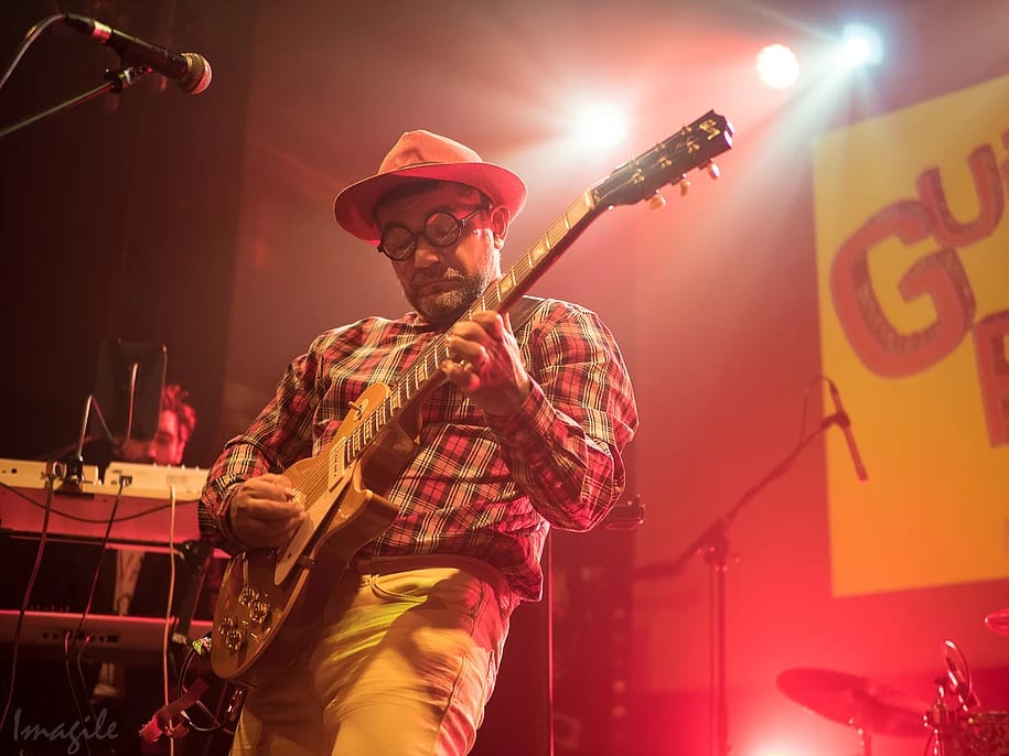 LANÇAMENTO DO ÁLBUM GUITARREIROS DO AMAZONAS POR ROSIVALDO CORDEIRO