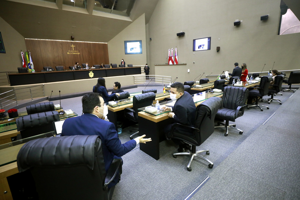 Deputados da Aleam debatem a prorrogação do Auxílio Emergencial e vacinação no AM