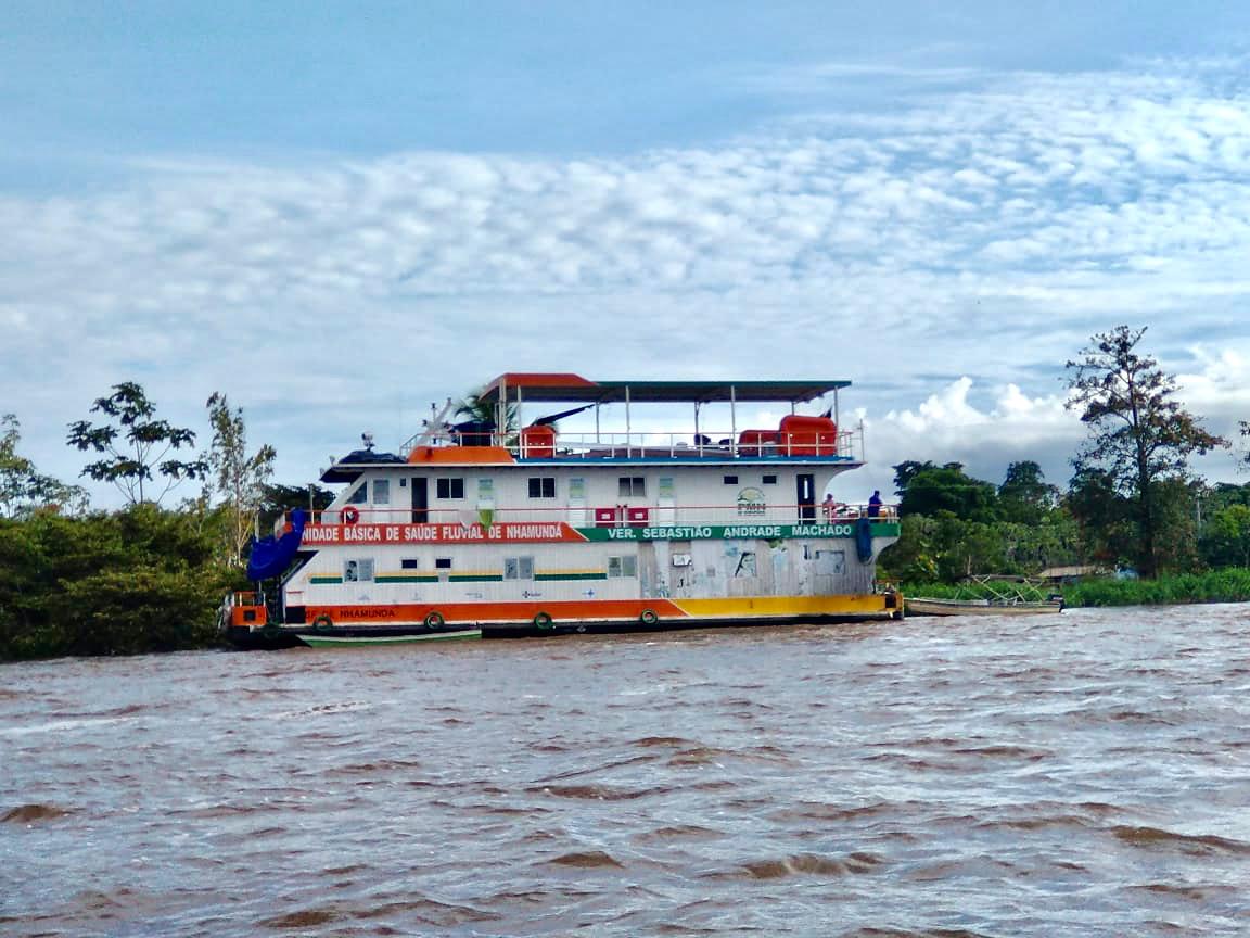 UBS Fluvial leva atendimentos em saúde para ribeirinhos de Nhamundá