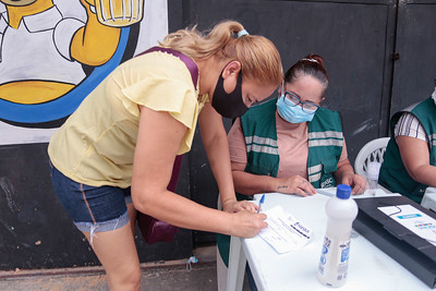 Prefeitura entrega benefícios eventuais às famílias prejudicadas pelas chuvas
