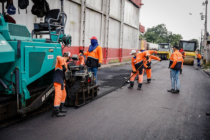 Prefeitura intensifica serviços de recapeamento asfáltico na zona Norte