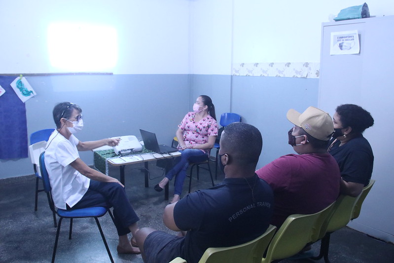 Prefeitura de Manaus promove palestra sobre saúde bucal para alunos da educação especial