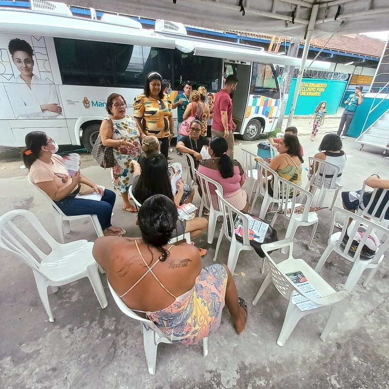 Unidade móvel leva atendimento psicossocial e jurídico às mulheres da zona Norte