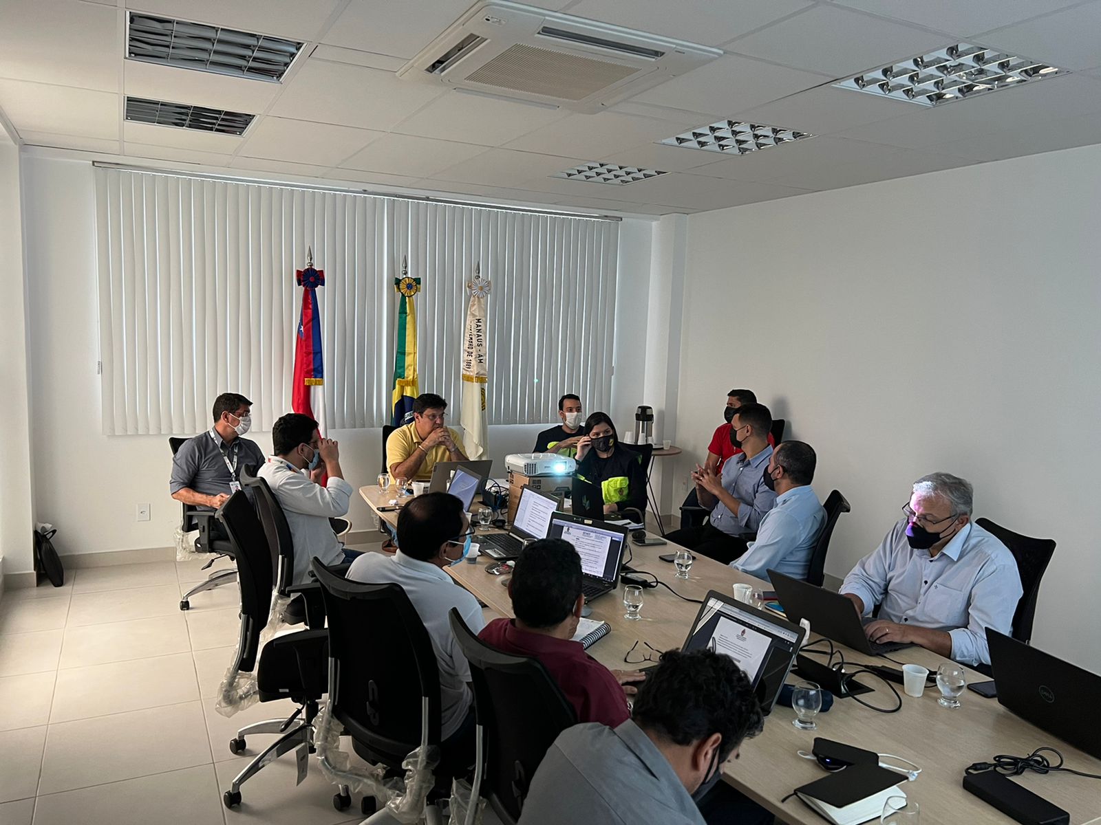 Prefeitura de Manaus se reúne com órgãos para discutir melhorias no monitoramento da cidade