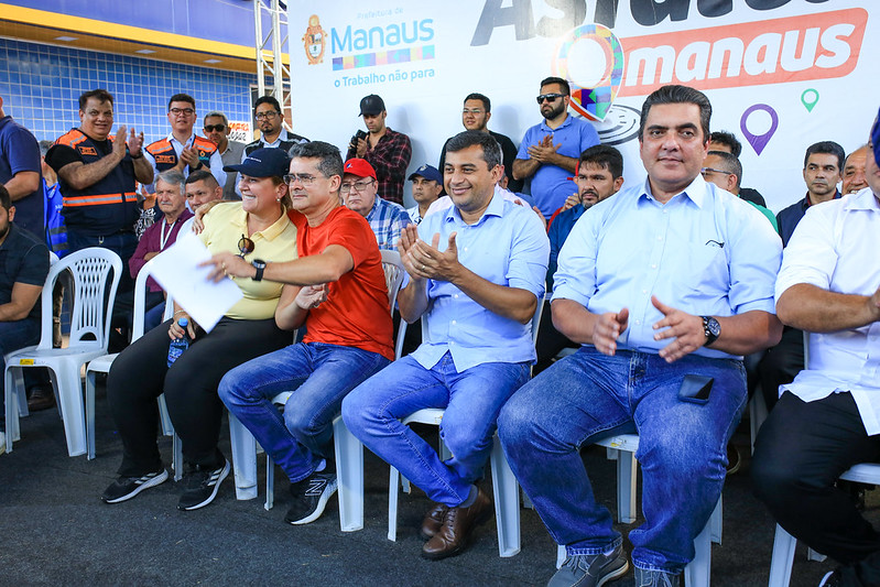 Prefeito David Almeida dá início à recuperação asfáltica das ruas da Redenção