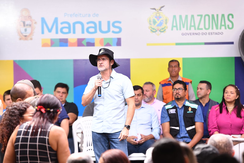 Prefeito David Almeida e governador Wilson Lima põem fim em descaso de 25 anos e assinam ordem de reforma da feira do Alvorada 2