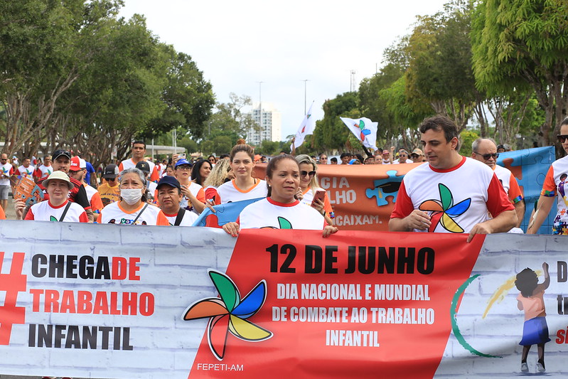 Prefeitura lança ‘Campanha de Combate ao Trabalho Infantil’ na Ponta Negra