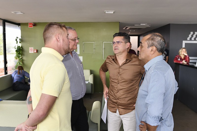 Prefeito David Almeida destaca investimentos no transporte coletivo de Manaus durante evento de mobilidade urbana