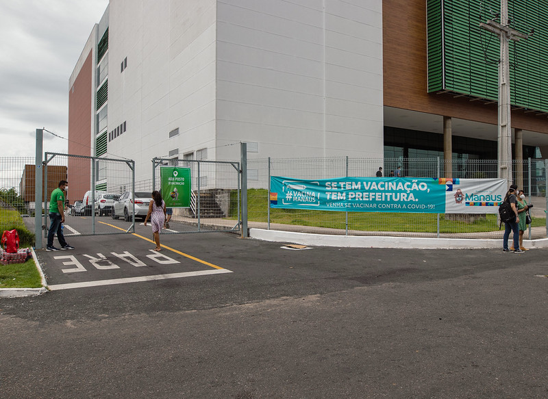 Vasco Vasques tem movimento intenso no 1º dia de reabertura para vacinação contra a Covid-19