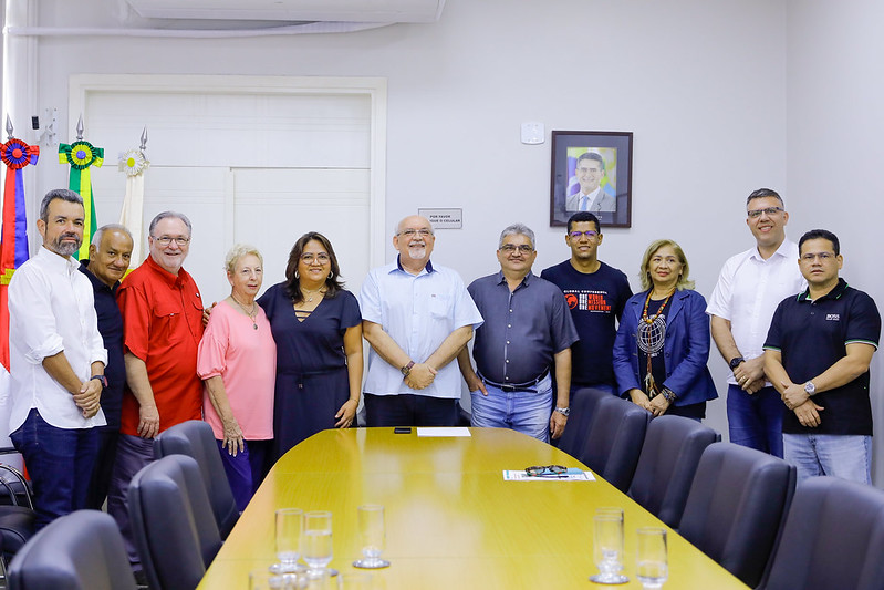 Prefeito de Manaus em exercício Wallace Oliveira recepciona organizadores da Conferência Global da IDPB