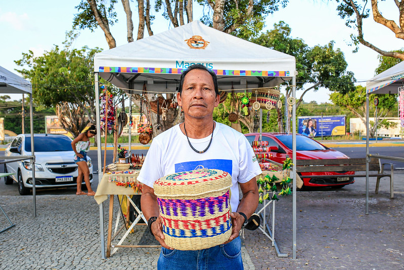 Prefeitura de Manaus alcança faturamento histórico de R$ 1 milhão em Feiras de Artesanato Itinerante