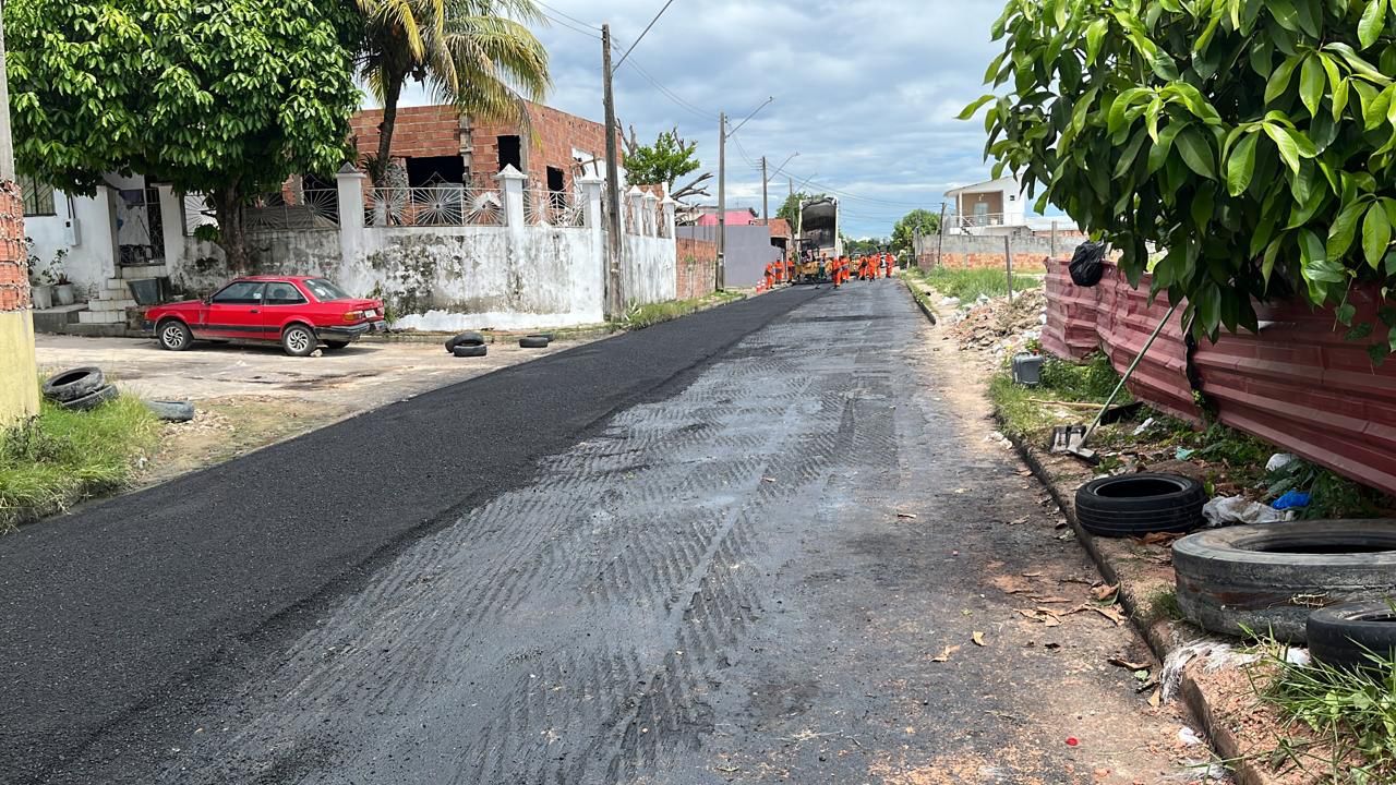 Prefeitura de Manaus recupera 80 ruas no bairro Nova Cidade