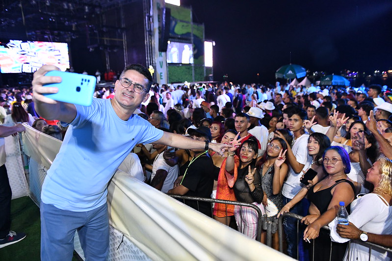 Prefeito David Almeida destaca sucesso do réveillon de Manaus e investimentos no turismo de grandes eventos