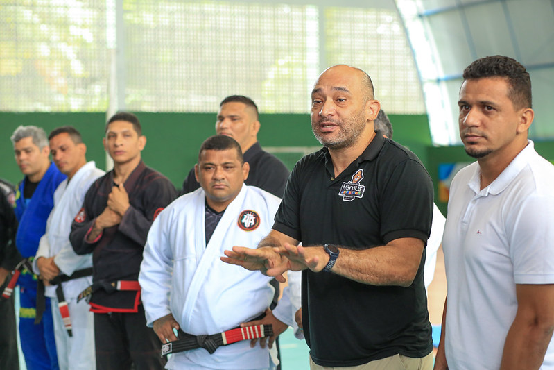 Prefeitura de Manaus inaugura aulas de jiu-jítsu na minivila olímpica do Coroado