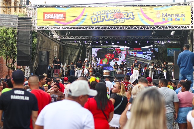 Carnaval de Manaus 2023: Prefeitura apoia bandas tradicionais de rua e leva mais de 100 mil foliões ao Centro