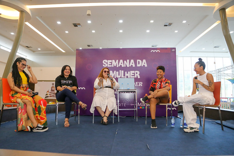 Prefeitura leva apresentações de artistas femininas para a zona Norte de Manaus