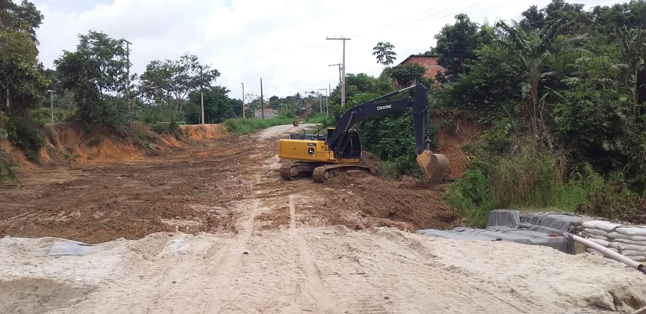 Prefeitura de Manaus implanta rede de drenagem para conter alagações na comunidade Parque das Tribos