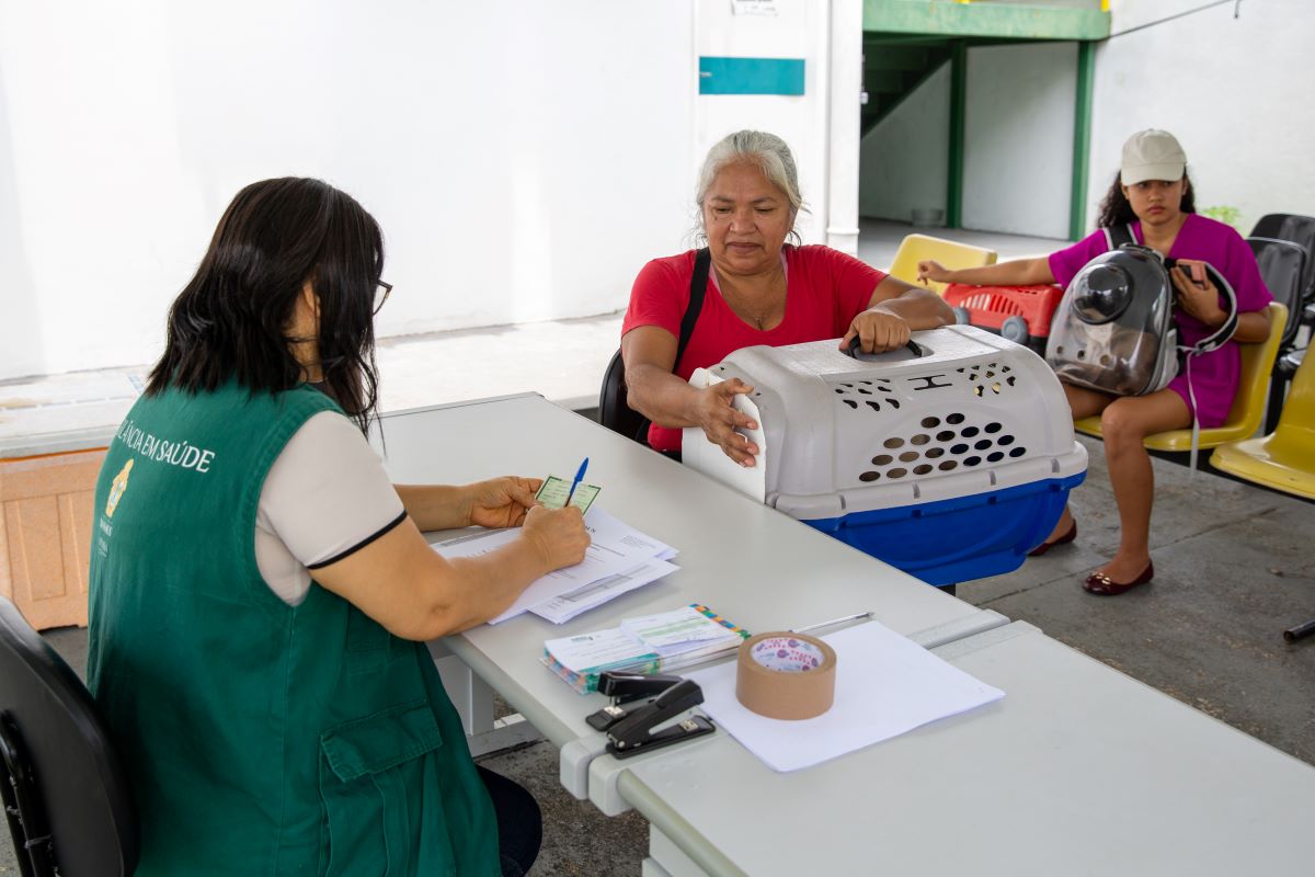 Unidade Móvel do CCZ da Prefeitura de Manaus realiza castração de gatos no bairro Jorge Teixeira