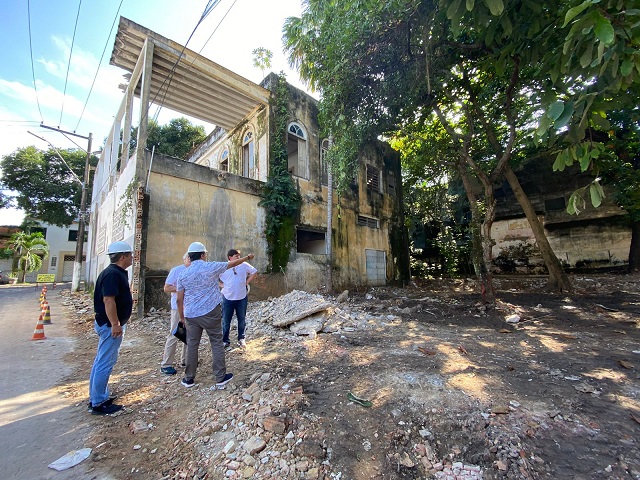 Obras do mirante Lúcia Almeida e Local Casa de Praia avançam e recebem vistoria técnica neste domingo