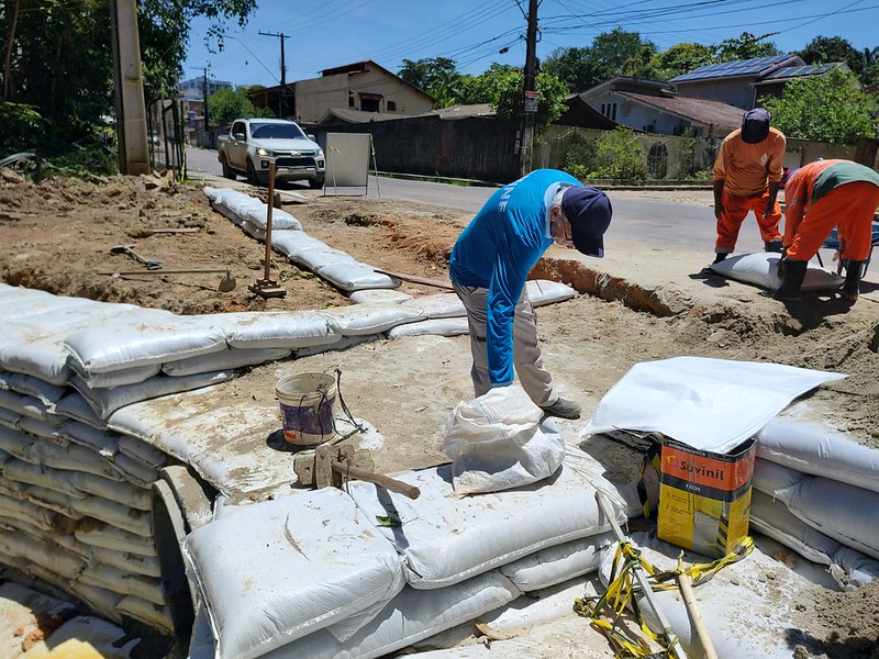 Prefeitura avança nas obras de contenção no igarapé do Mindu