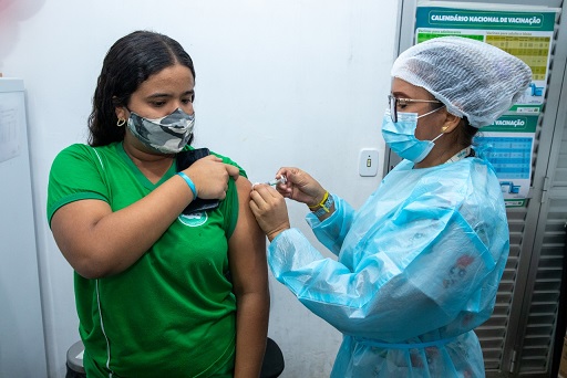 Prefeitura de Manaus anuncia que nove pontos de vacinação contra a Covid-19 funcionam neste sábado, 8/4