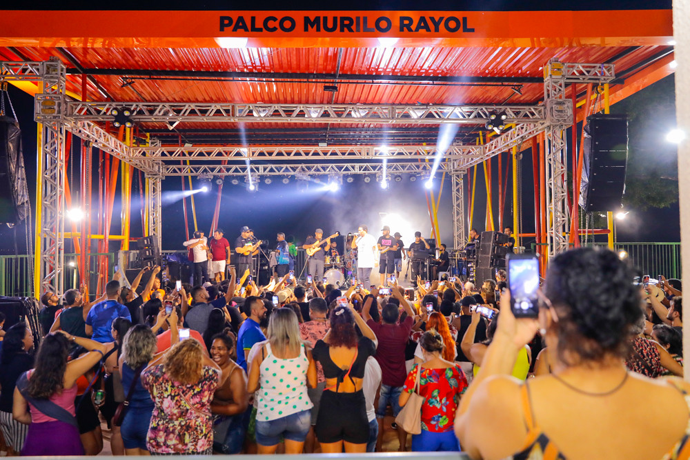 Casa de praia Zezinho Corrêa tem atrações em homenagem a Arlindo Jr., Klinger Araújo, Teixeira de Manaus e Zezinho Corrêa