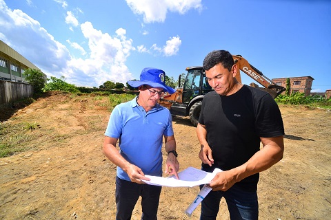 Prefeitura prepara projeto-piloto para acelerar política habitacional e fundiária em Manaus