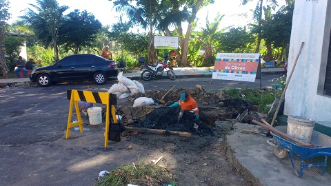 Prefeitura realiza desobstrução de bueiros e recuperação de rede de drenagem na zona Oeste de Manaus