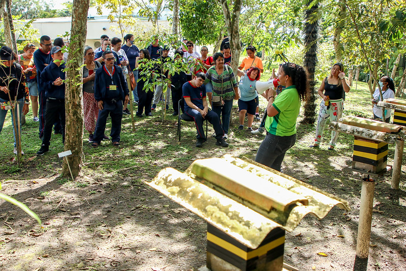 Alunos da Educação Especial da Prefeitura de Manaus visitam Instituto Soka Amazônia