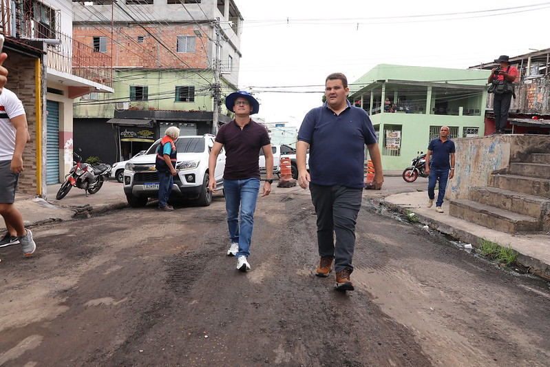 Prefeito acompanha início do programa ‘Obras de Verão 2023’ nas zonas Oeste e Norte de Manaus