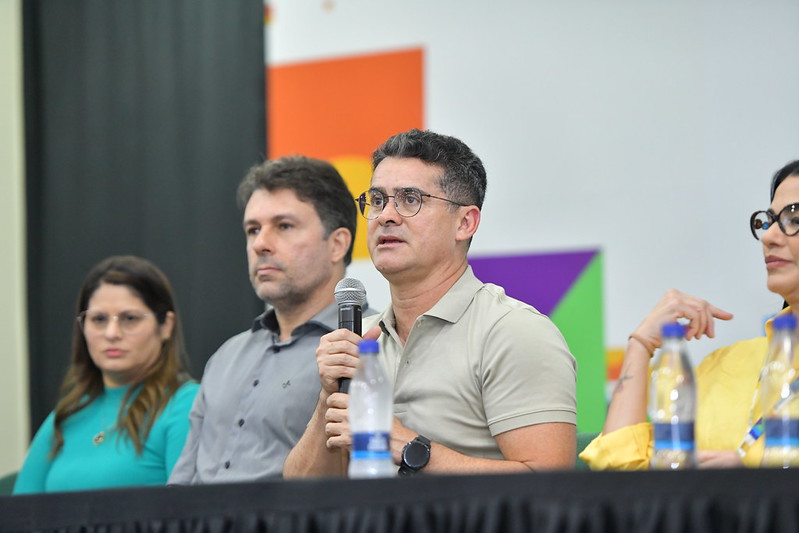 Prefeitura de Manaus realiza formatura de 394 agentes comunitários de saúde e de combate à endemias