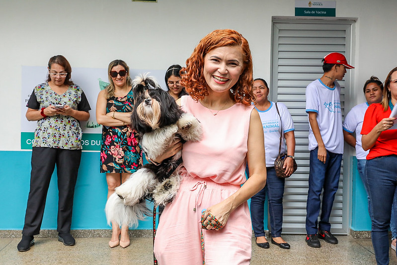 Prefeito realiza abertura da etapa urbana de vacinação antirrábica com a meta de imunizar mais de 250 mil animais