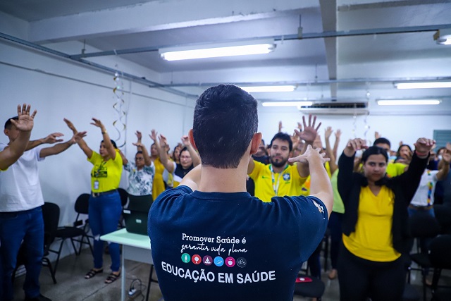 Servidores da Semsa discutem atendimento em saúde mental e prevenção ao suicídio