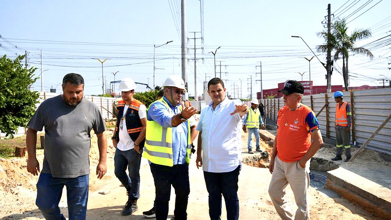 Prefeito realiza vistoria técnica em obra do complexo viário ‘Rei Pelé’