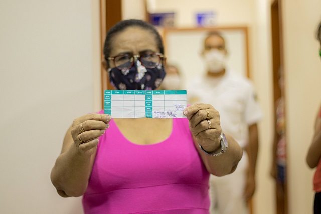 Vacinação contra Covid-19 segue em nove pontos da Prefeitura de Manaus neste sábado, 14/10