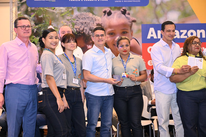 Prefeito assina termo de adesão ao plano ‘Brasil sem Fome’ do governo federal