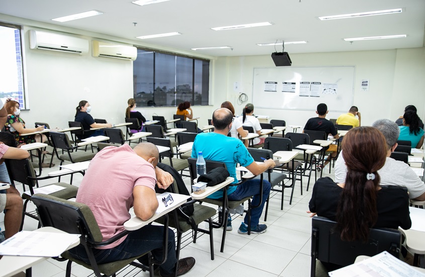 Aprovados no concurso público da Semsa são convocados para posse em vagas remanescentes